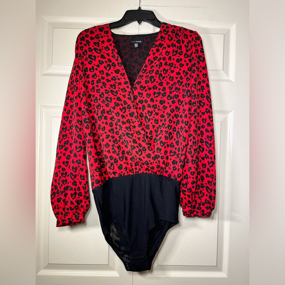 Lucy Paris Women's‎ Red Leopard Print V-Neck Long Sleeve Bodysuit Size Small